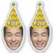 おもしろい誕生日顔とパーティーハットとカスタム年齢 シール (正面)