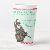おもしろい軍隊/クリスマスサンタ カフェラテマグ (正面)