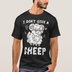おもしろい農業私は羊の与え農家を愛していない Tシャツ