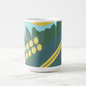 おもしろい道を横切る卵 コーヒーマグカップ (中央)