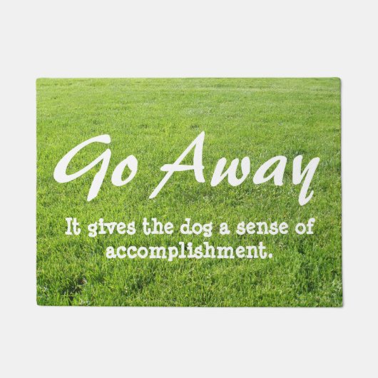 おもしろい遠くににドアマット-犬--は行きます ドアマット (正面)