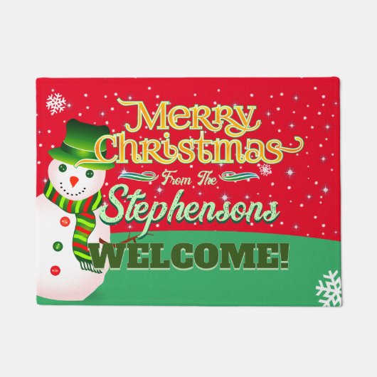 おもしろい雪だるまと家族の名前をRED Welcomeに表示 ドアマット (正面)