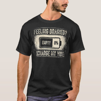 おもしろい電池切れ 低エネルギー Tシャツ