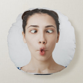 おもしろい顔の写真をアップロードしよう！ ラウンドクッション