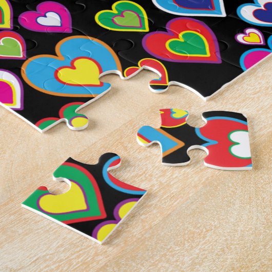おもしろい鮮やかレインボーのハートパターンラブ ジグソーパズル (側面)