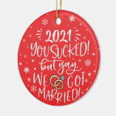 おもしろい2022吸得が写真と結婚した一緒に セラミックオーナメント (左)