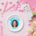 おもしろい21歳の誕生日カスタム文字写真ティール（緑がかった色） ペーパープレート<br><div class="desc">🥂テキストと写真でおもしろい21歳の誕生日紙プレートを作成する。おもしろいの誕生日の写真のデコはレトロなモダンデザインで。21日、30日、40日、50日、60日の誕生日パーティーでも好きな年に合わせてカスタマイズ可能！切り出し効果を得るには、背景が切り取られているpngファイルを使用する。違もしう、写真はプレビューのように自分の背景で囲まれた円として表示される。</div>