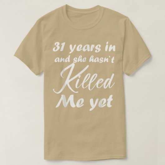 おもしろい31周年記念31年彼女は殺していない Tシャツ (デザイン正面)