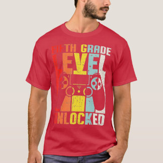 おもしろい5級レベルのロック解除されたビデオをSchoに戻す Tシャツ