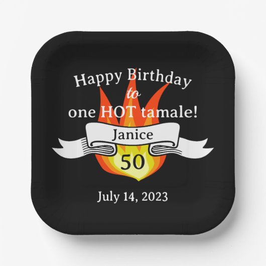 おもしろい50誕生日「熱いタマーレ」サッシーパーソナライズされた ペーパープレート (正面)