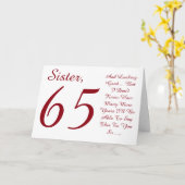 おもしろい65歳の誕生日お姉さん赤と白文字。 カード (黄色い花)
