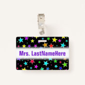 おもしろい、カラフルな星パターン + カスタムな先生の名前 バッジ (裏面クリップ)