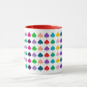 おもしろい、カラフルトランプのスペードスーツのパターン マグカップ (中央)