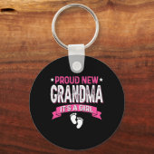 おもしろい 家族 性別発表 自慢の新しいおばあちゃん です キーホルダー (正面)