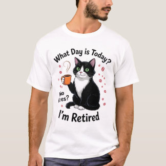 おもしろい+引退した+猫+紅茶+リラックス+ユーモア Tシャツ