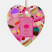 おもしろい,明るいピンクのカップケーキ任意の年齢誕生日ギフト セラミックオーナメント (右)
