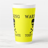 おもしろい ★ 警告 有毒廃棄物 ★ エコ イエロー カフェラテマグ (正面)