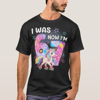 おもしろい 7歳の誕生日 ローリングユニコーン 私は6歳 今は7歳 Tシャツ