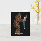 おもしろいBigfoot男を見つけ、彼を拾った – Sasqua カード (黄色い花)