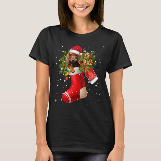 おもしろいDachshandの靴下クリスマスサンタハットクリスマスD Tシャツ (正面)