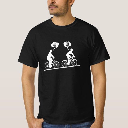 おもしろいEbike Eバイクバイクもしくは自転車に乗る人サイクリング Tシャツ (正面)