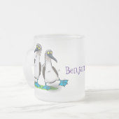 おもしろいhappy blue footed boobies踊り漫画 フロストグラスマグカップ (正面左)