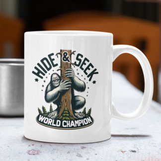 おもしろいHide & Seek World Champion Bigfoot コーヒーマグカップ