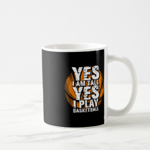 おもしろいYes私は背が高いIバスケッ遊トボバスケ選手 コーヒーマグカップ