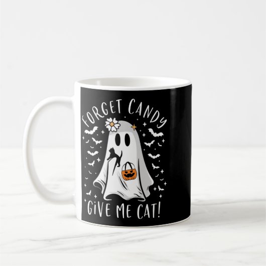 おもしろおばけ黒猫お菓子を忘れて猫を渡す コーヒーマグカップ (左)
