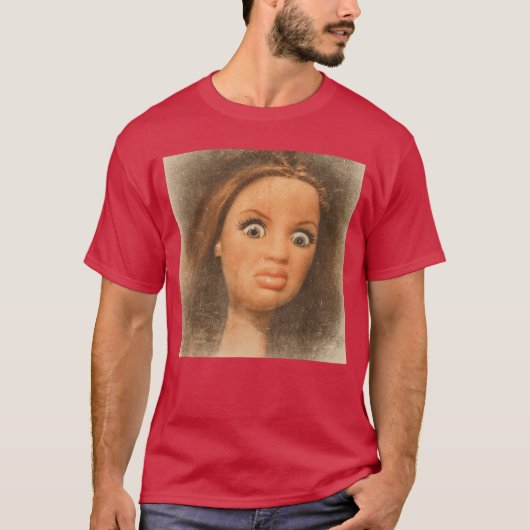 おもしろくて気持ちの悪い人形の顔のミーム少年 Tシャツ (正面)