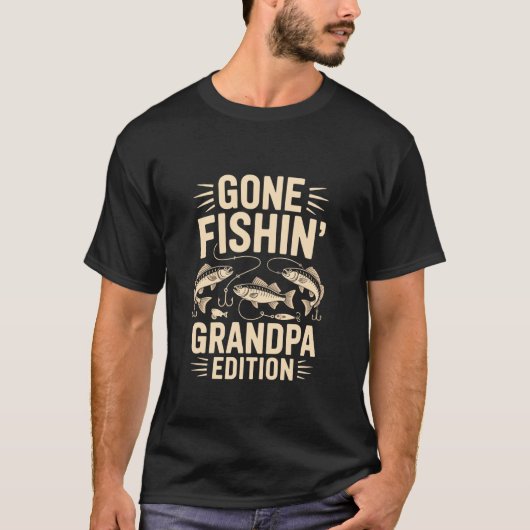 おもしろバスおじいちゃん釣り好きフィッシャーマン父の日 Tシャツ (正面)
