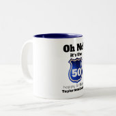 おもしろ警察バッジ 50歳の誕生日 ツートーンマグカップ (正面左)