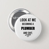 おもしろ配管工Tシャツ 配管工ギフト 配管シャツ 缶バッジ (正面&裏面)