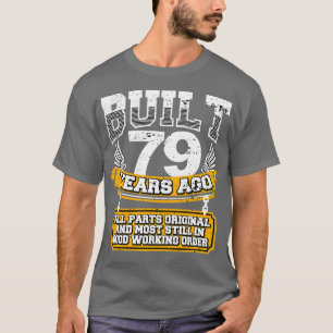 おもしろ79歳の誕生日Tシャツ ビンテージ 79年前から存在 Tシャツ