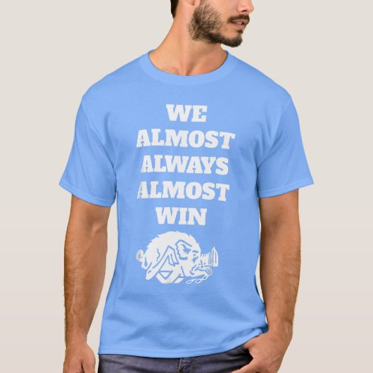 おもしろ ほとんど勝つ レトロなデザイン Tシャツ (正面)