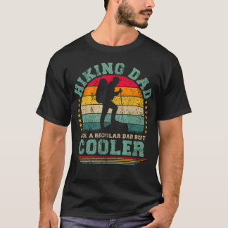 おもしろ ハイキング パパ 普通のパパみたいに ハイキング Tシャツ