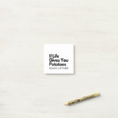 おもし前の与え命は芋が湖を作る ポストイット (デスク上)