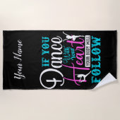 おもし前はハートで踊る ビーチタオル (正面)