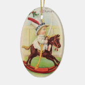 おもちゃの馬にトップハットを被せた小さな子供 セラミックオーナメント (左)