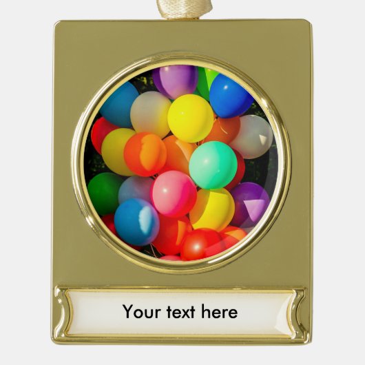 おもちゃカラフルバルーン ゴールドプレートバナーオーナメント (正面)