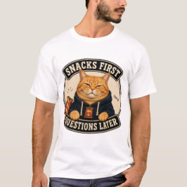 おやつが先で質問はその後 面白いオレンジの猫Tシャツ Tシャツ