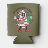 おやつのように見えるクリスマスツリーケーキ 缶クーラー (正面)