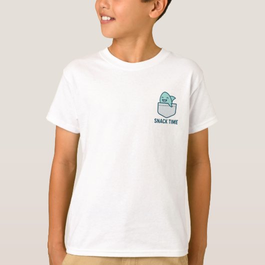 おやつの時間 - かわいいポケットシャークデザイン Tシャツ (正面)
