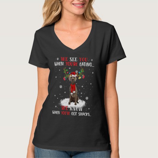 おやつを持っている時がわかるワイマラナー Tシャツ (正面)