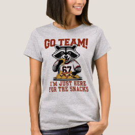 おやつ目当てで来ただけ アライグマ スポーツ ジョーク グッズ Tシャツ