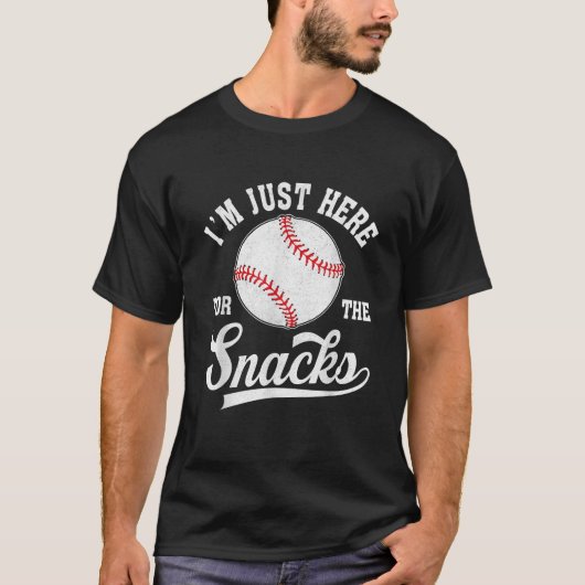 おやつ目当てで来ただけ Funny ファンタジーベースボール Tシャツ (正面)