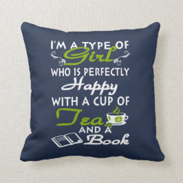 および本お茶を持つ女の子 クッション