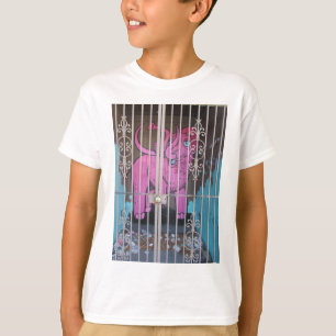 おりに入れられた象 Tシャツ