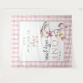 おバカなキリンちゃん ピンクの誕生日写真用背景 タペストリー (正面(横))