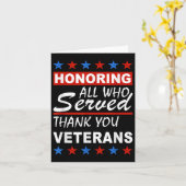 お世話になった全員に敬意を表し、ありがとう退役軍人の日 カード (黄色い花)